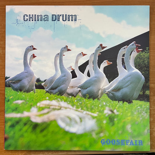 Tambour de Chine - Goosefair / 1re édition britannique. 1996 - (M-/M-)