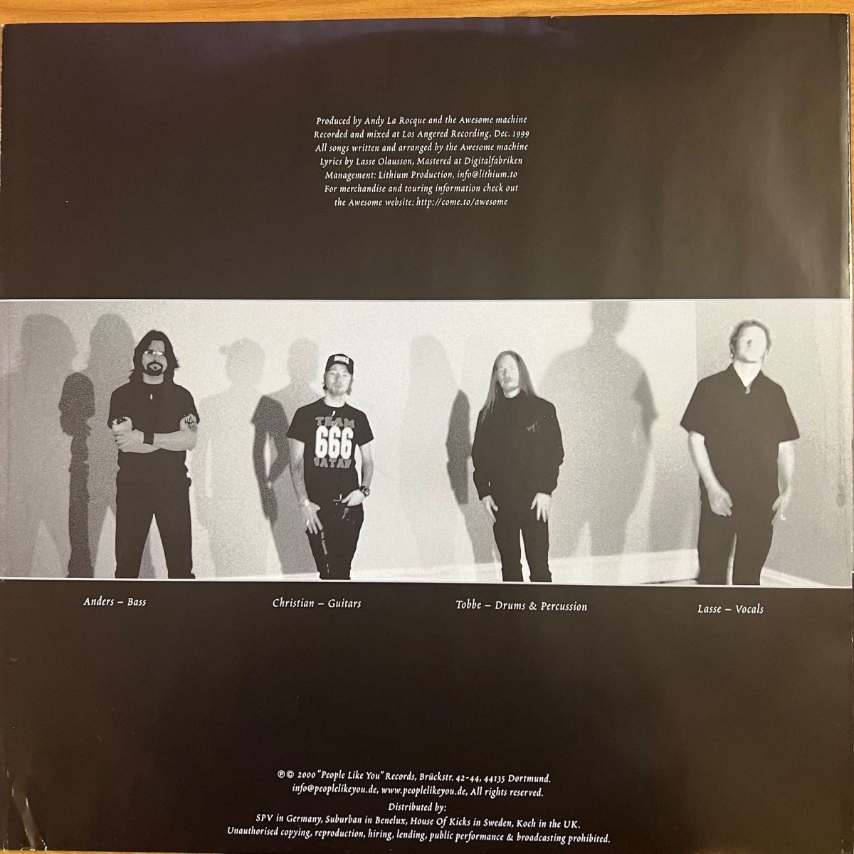 Awesome Machine - It's Ugly Or Nothing / 1. D-Press. 2000 - (M-/VG++)