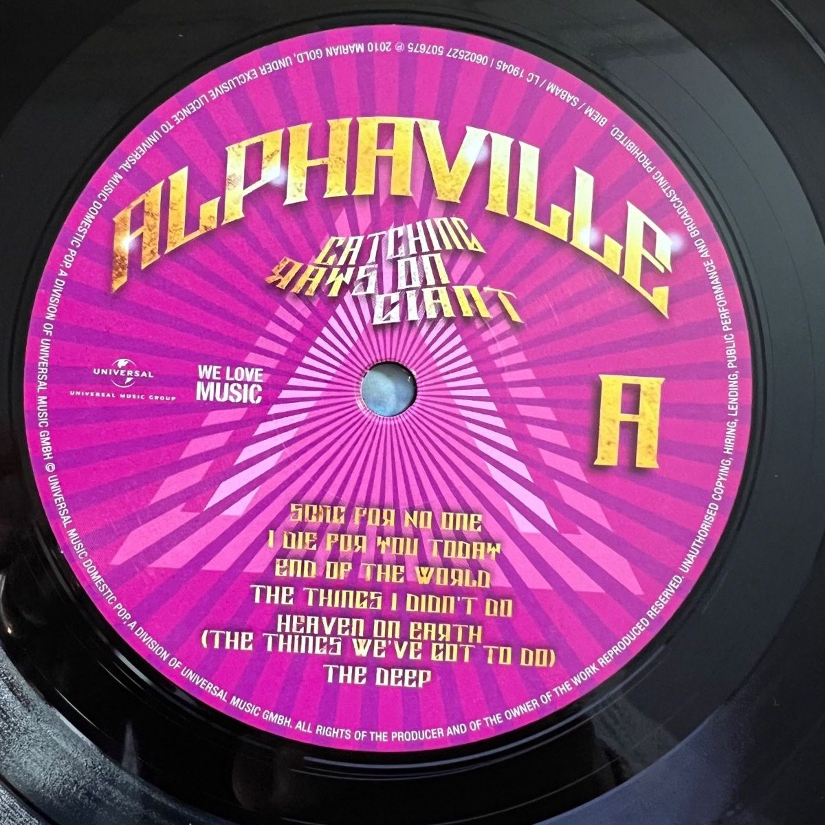 Alphaville - Catching Rays On Giant / 1. D-Press. 2010 - (Mint)