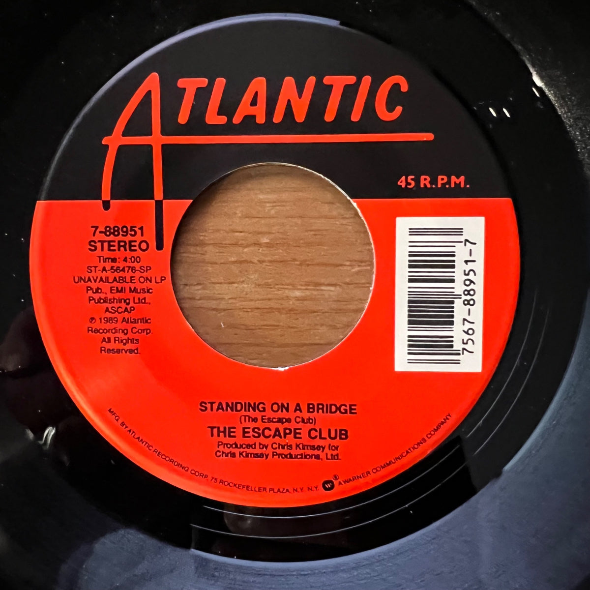 Escape Club - Walking Through Walls / 1st US Press. 1989 - (M-/M-)