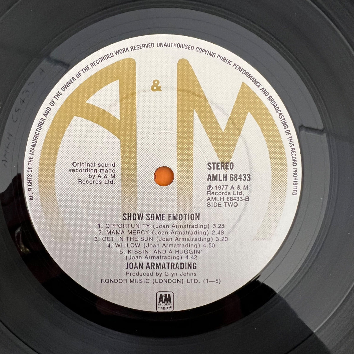 Joan Armatrading - Show Some Emotion / 1. UK-Press. 1977 - (M-/M-)