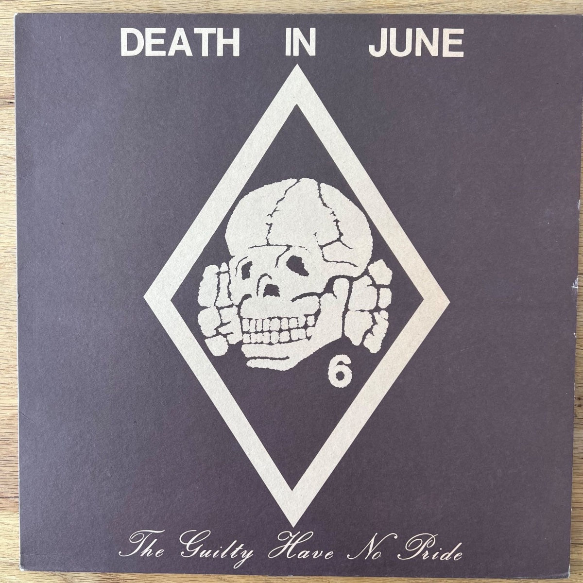Mort en juin - Les coupables n'ont pas d'orgueil / 2e édition britannique. 1983 - (M-/M-)