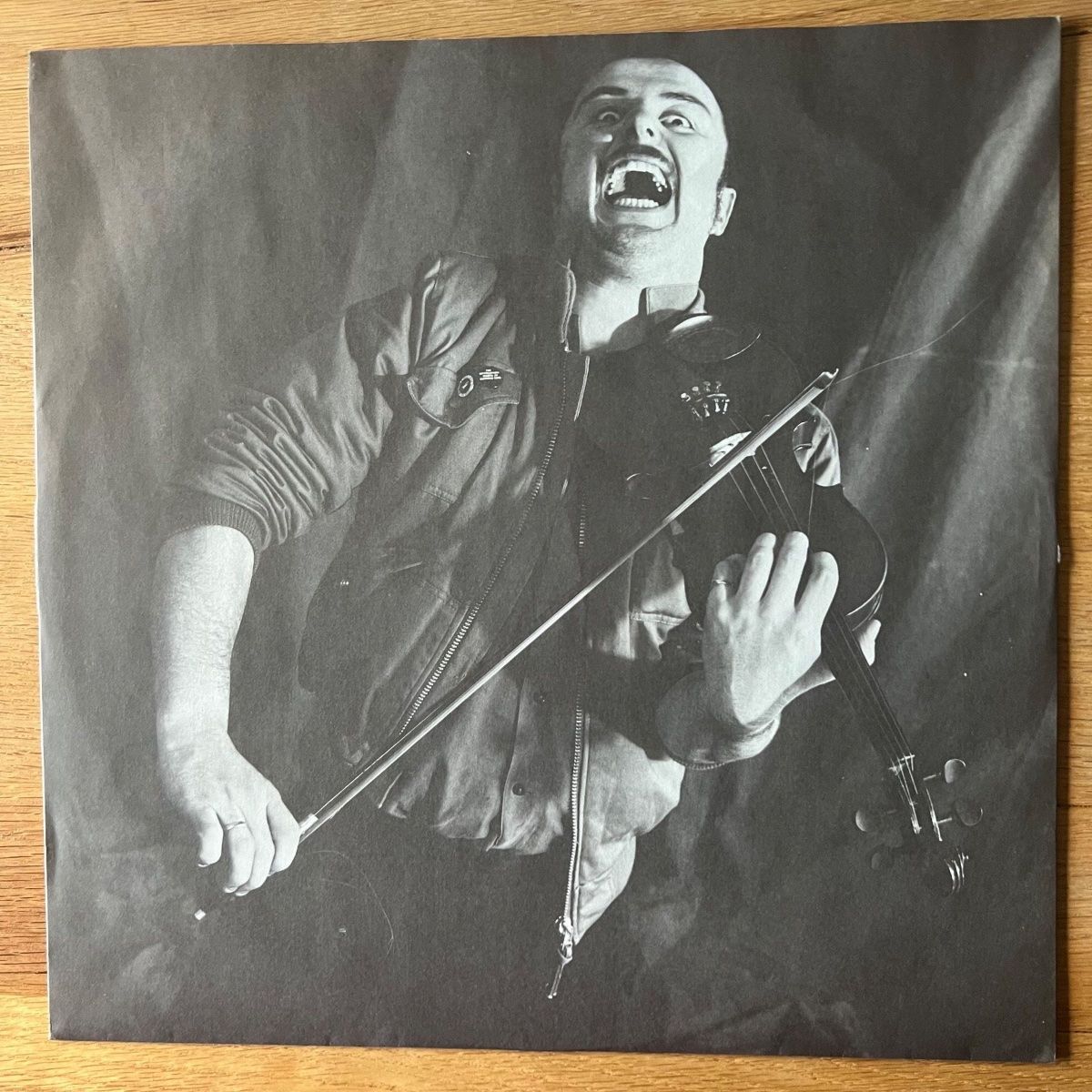 Attila The Stockbroker - Sawdust And Empire / 1. UK-Press. 1984 - (M-/M-)