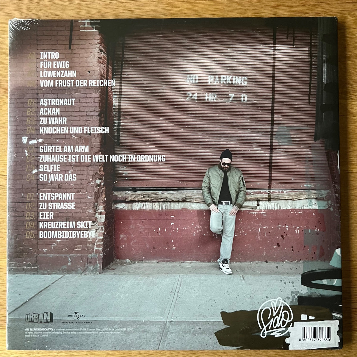 Sido - VI / 2 LP - 1ère édition européenne. 2015 avec poster - (Neuf et sous blister)
