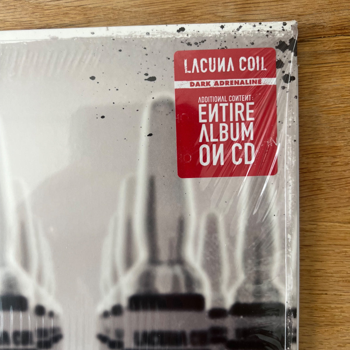Lacuna Coil - Dark Adrenaline / 1re édition limitée (2012) - CD inclus - (neuf et scellé)