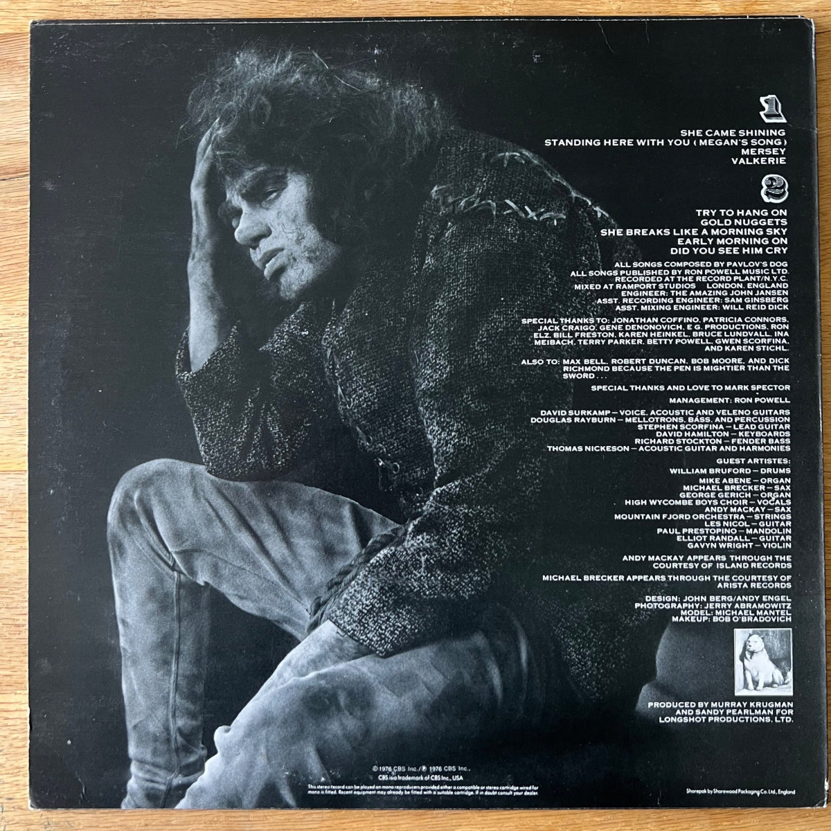 Pavlov's Dog - At The Sound Of The Bell / 1st UK Press. 1976 - (M-/VG++)