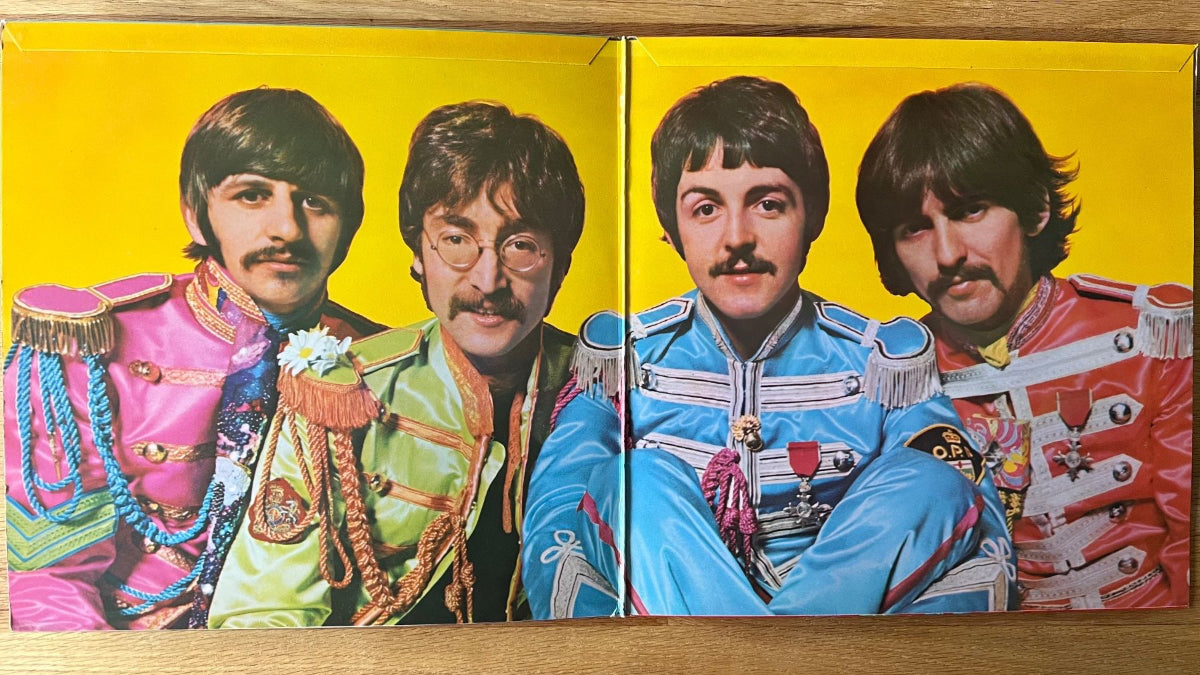 Beatles - Sgt. Pepper's Lonely Hearts Club Band / 1re édition britannique. 1967 - (Valeur VG++/Valeur VG++)