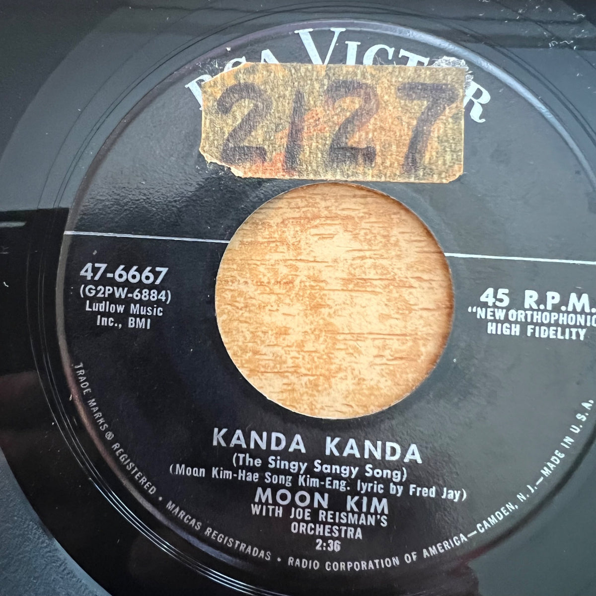 Moon Kim - East Of Make Believe / 1. US-Press. 1956 - (VG+/Neutral)