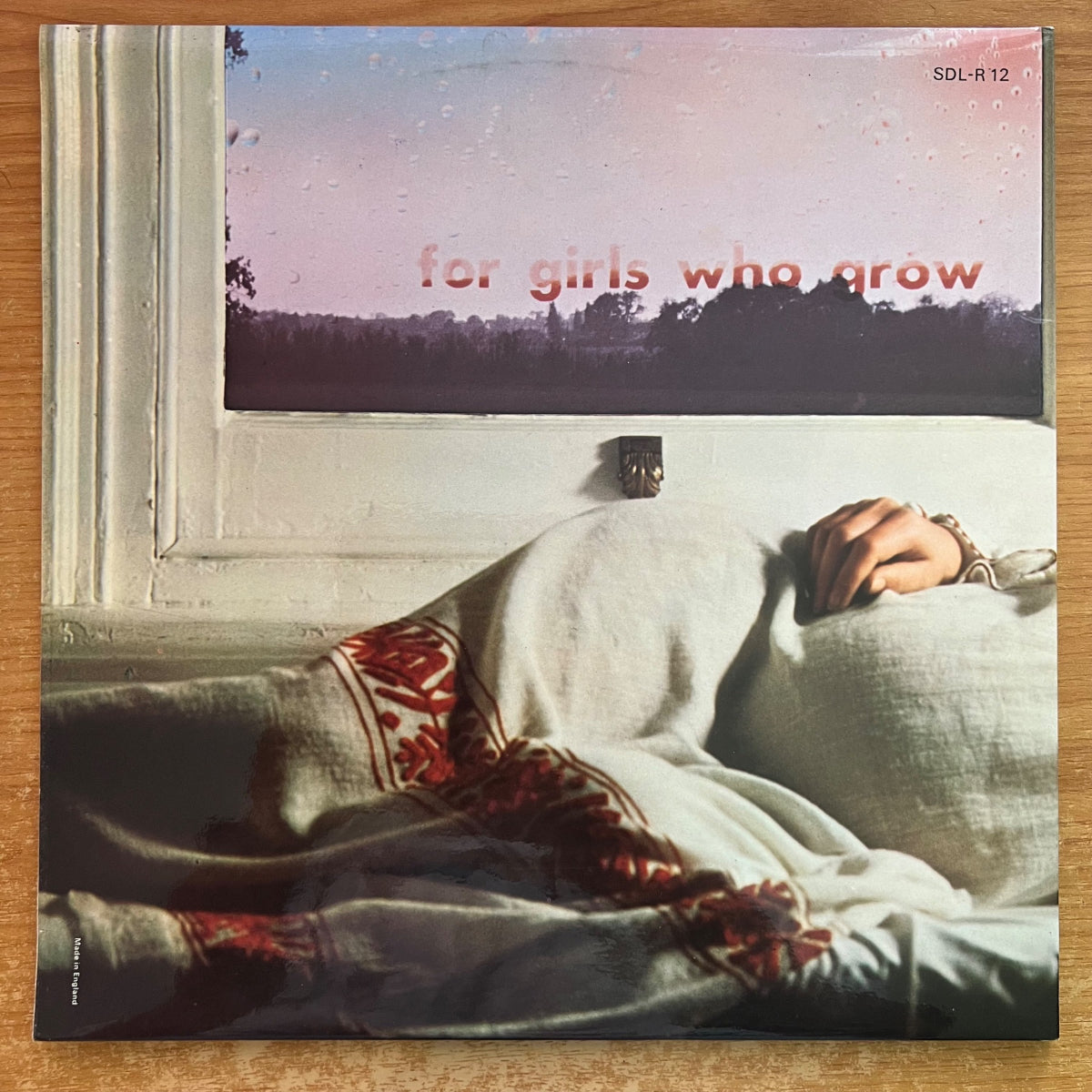 Caravan - For Girls Who Grow Plump In The Night / 1st UK Press. 1973 - (M-/M-)