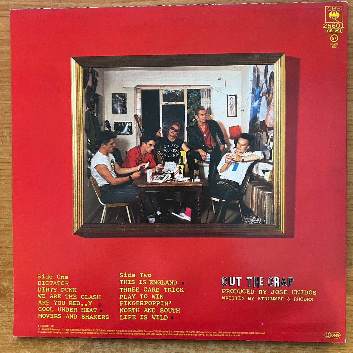 Clash - Cut The Crap / 1. NL-Press. 1985 - (M-/M-)