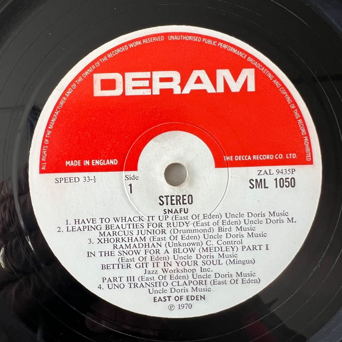 À l'Est d'Éden - Snafu / 1re édition britannique. 1970 - (Sol+/Sol+)