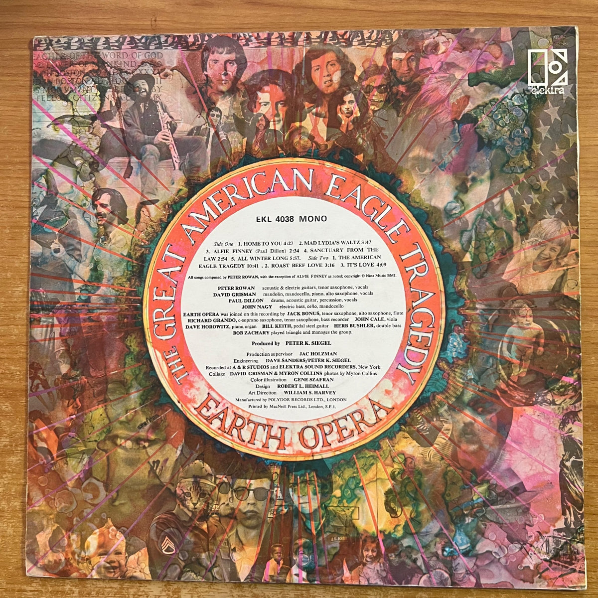 Earth Opera - La Grande Tragédie de l'Aigle Américain / 1re édition britannique. 1969 - (M-/M-)