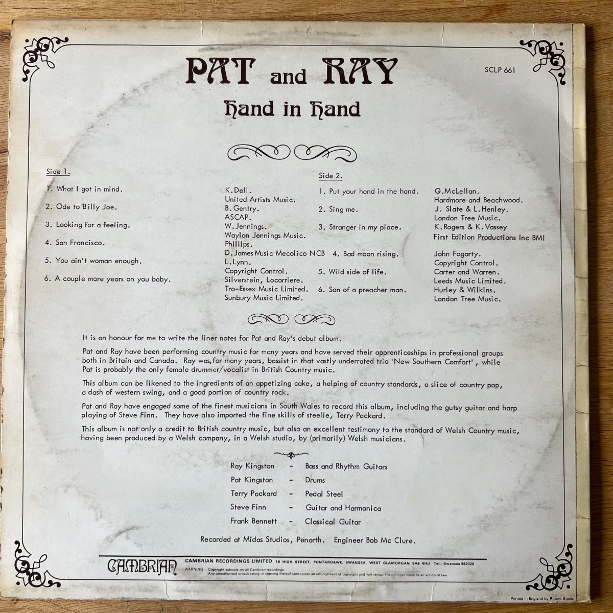 Pat And Ray - Hand In Hand / 1st UK Press 198? - (M-/VG+)