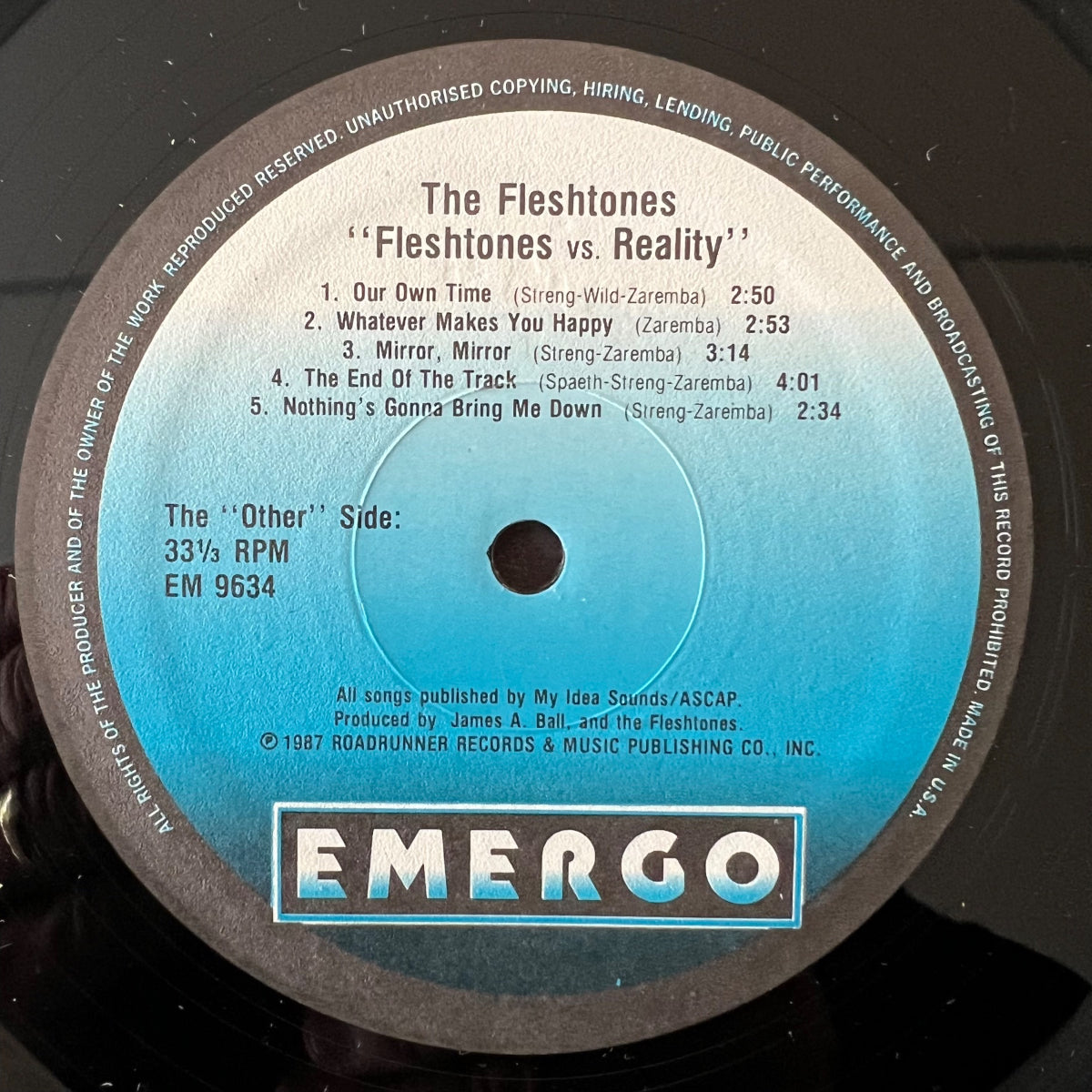 Fleshtones - Fleshtones Vs. Reality / 1. US-Press. 1987 - (M-/M- with "Cut Out")