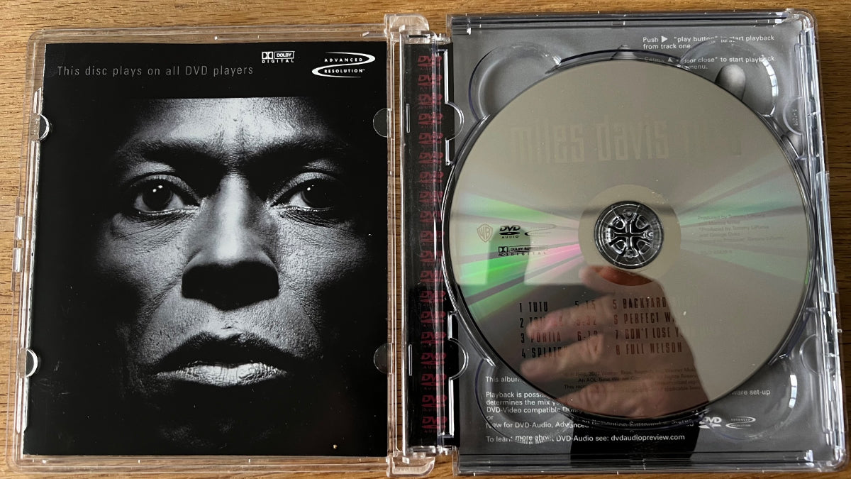 Miles Davis - Tutu / DVD - 1. D-Press. 2002 - (M-/M-)