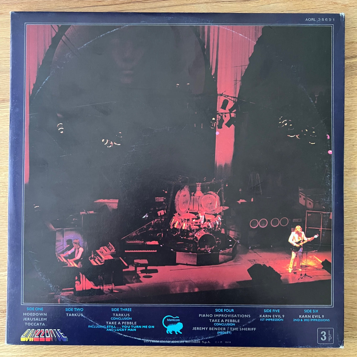 Emerson, Lake & Palmer - Welcome Back My Friends… / 3 LP - Pressage italien. RE de 1974 - (M-/VG++)