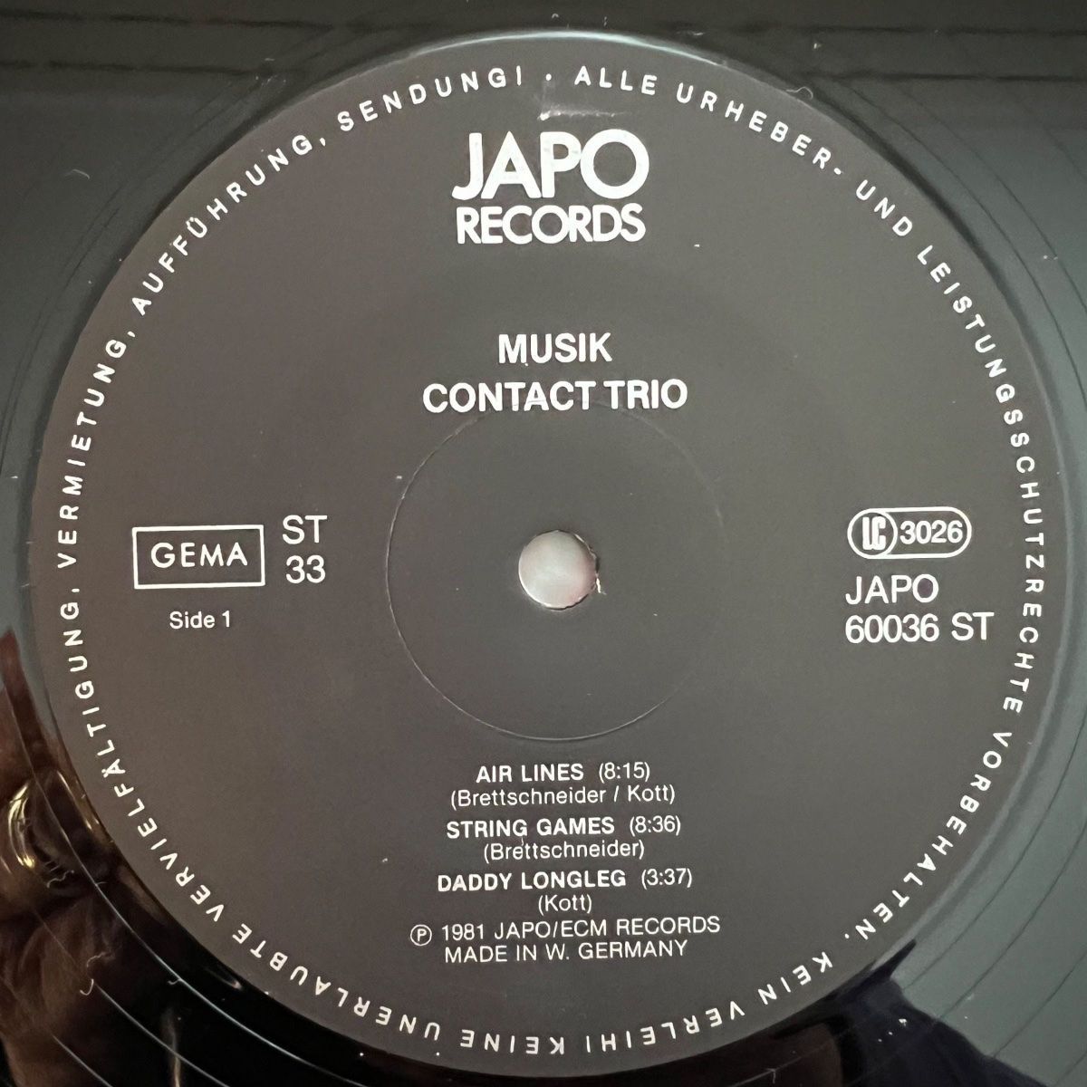 Contact Trio - Musique / 1. D-Press. 1981 - (M-/VG++)