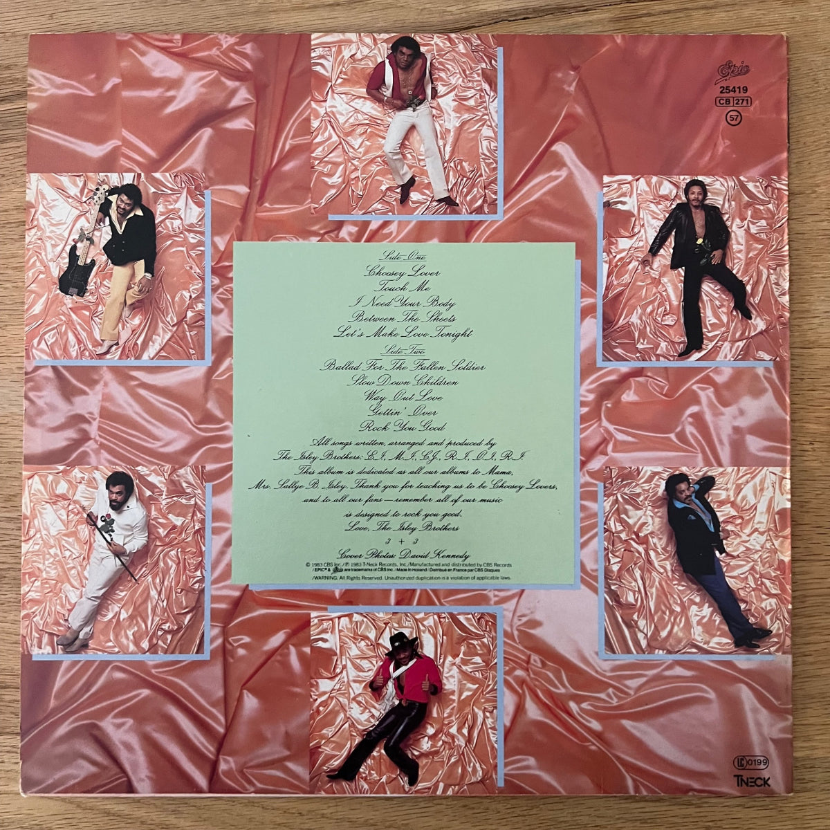 Isley Brothers - Between The Sheets / 1. NL Press. 1983
