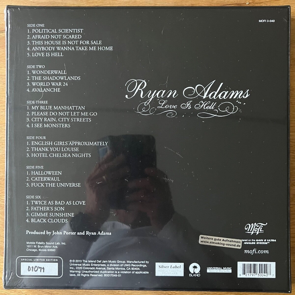 Ryan Adams - Love Is Hell / 3 LP Box Set - Audiophile MFSL 2014 - (Mint/Mint Sealed)