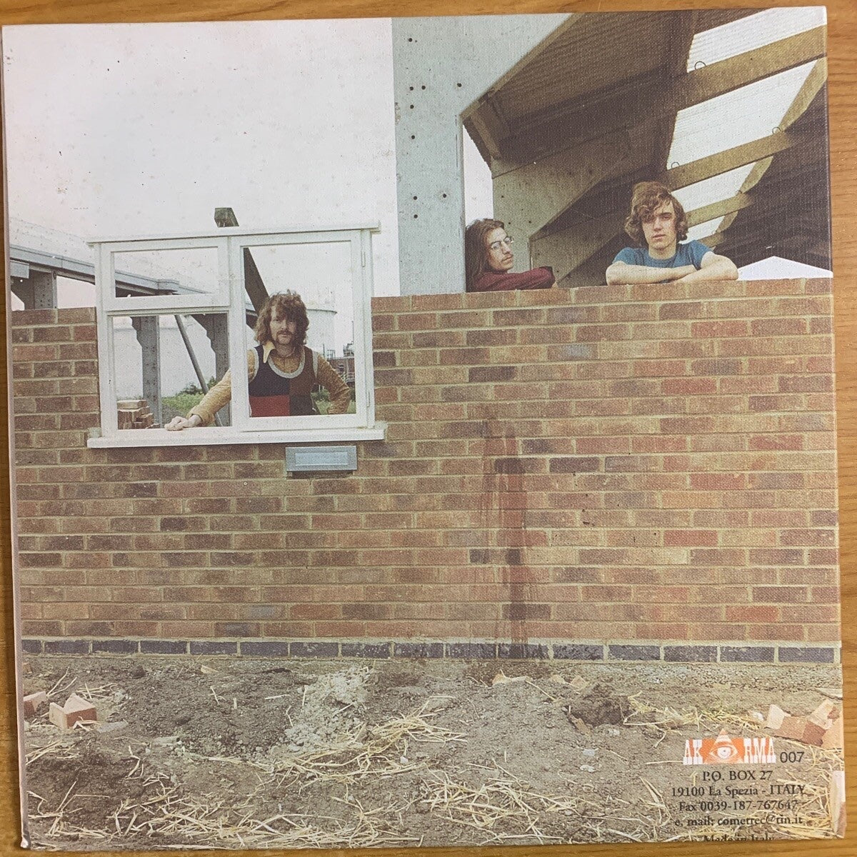 Dark - Round The Edges // Italy Press. RE - Clear Vinyl - Incl. Booklet - (M-/M-)