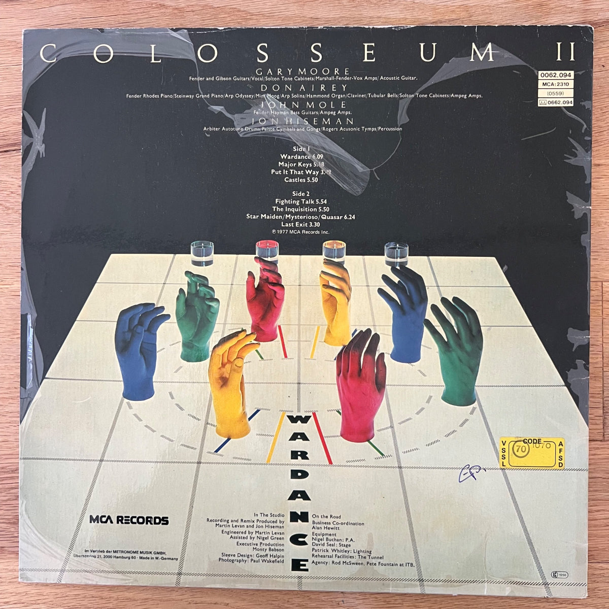 Colisée II - Danse de guerre / D-Press. 1979 - (M-/VG+)