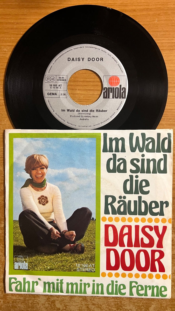 Daisy Door - Im Wald Da Sind Die Räuber / 1. D-Press. 1975 - (VG++/VG+)