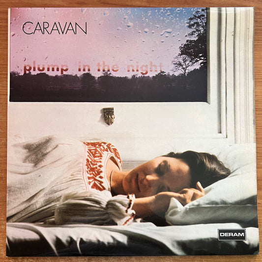 Caravane - Pour les filles qui grossissent la nuit / 1re édition britannique. 1973 - (M-/M-)