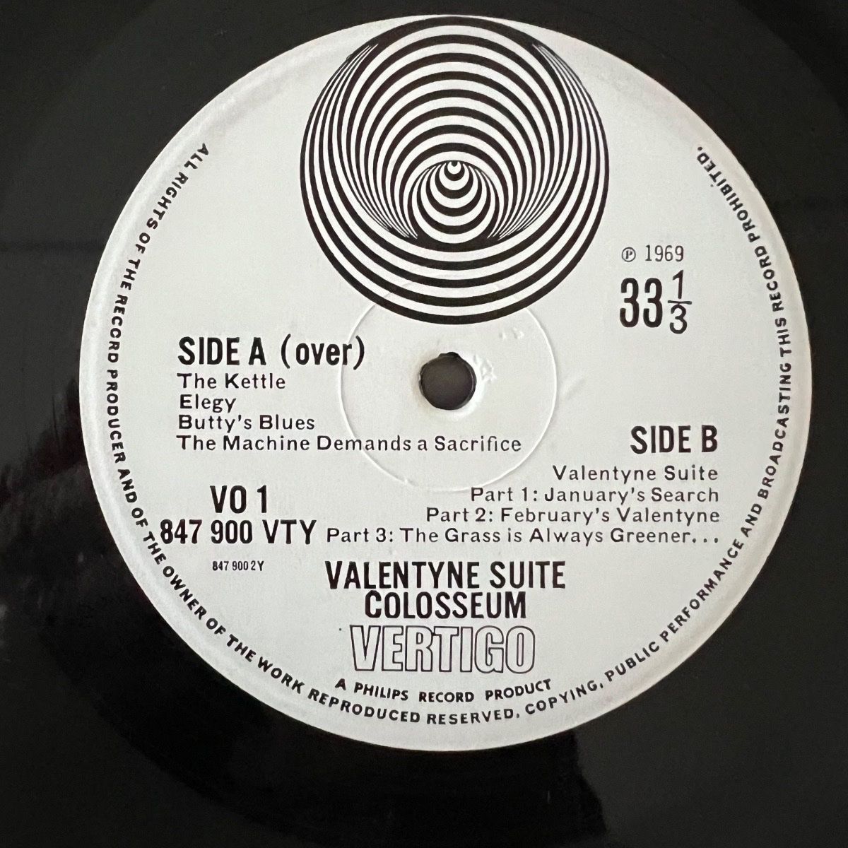 Colisée - Suite Valentyne / 1re édition britannique. 1969 - (M-/M-)