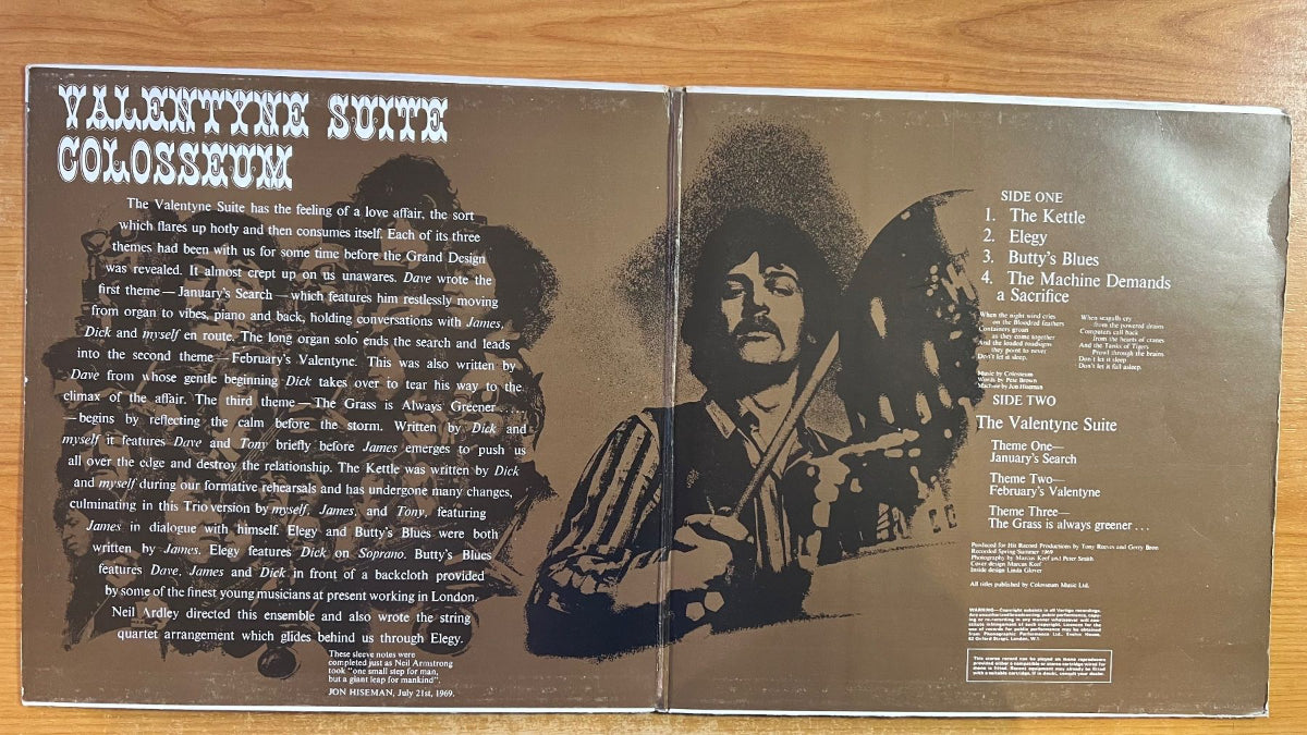 Colisée - Suite Valentyne / 1re édition britannique. 1969 - (VG++/VG+)
