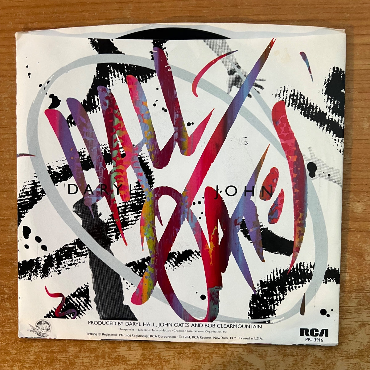 Daryl Hall & John Oates - Out Of Touch / 1. US-Press. 1984 - (M-/M-)