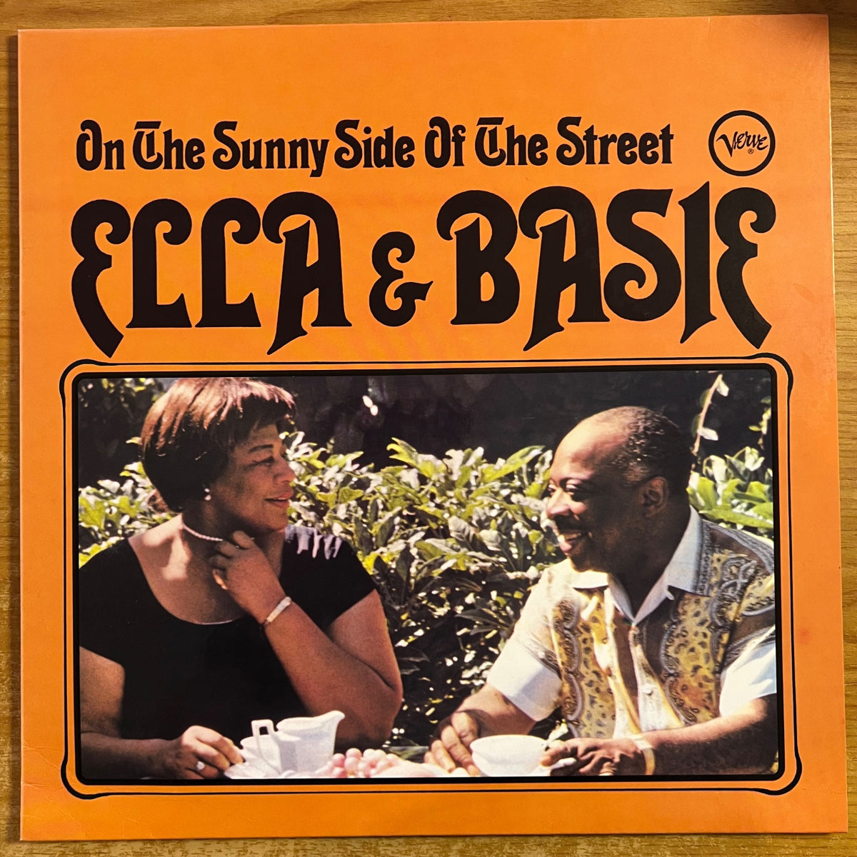 Ella Fitzgerald & Count Basie - On The Sunny Side Of The Street / US-Press. 197? - (M-/M-)