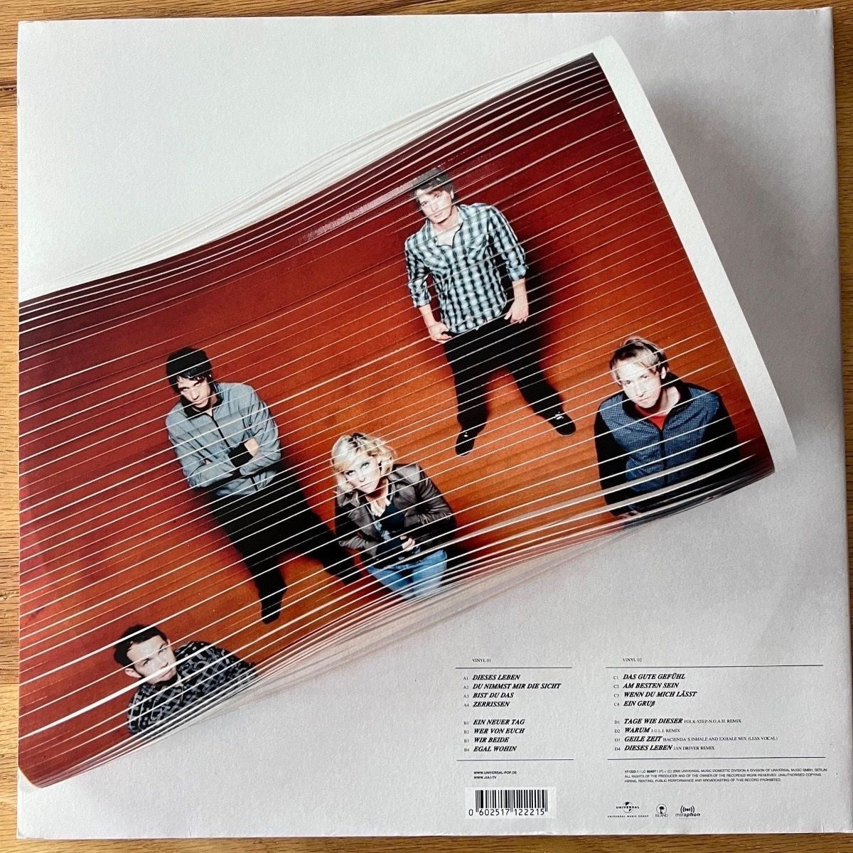 Juli - Ein Neuer Tag / 1. D-Press. 2006 - (Mint)