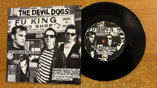 Devil Dogs , New Bomb Turks - Tattooed Apathetic / 1. Italy 1993 - (Mint / Mint)
