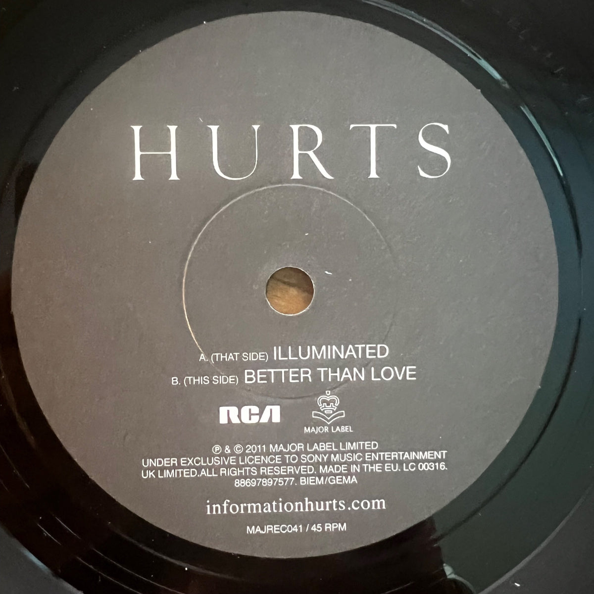Hurts - Illuminated / 1. UK-Press. 2011 - (M-/M-)