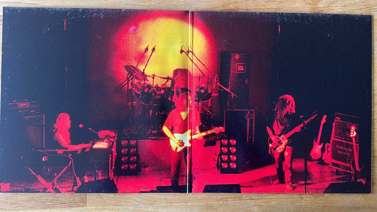 Starglow Energy - 100% Live / 1. Swiss 1996 - Cover Signiert von allen Band-Mirgliedern - (M-/M-)