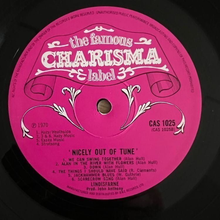 Lindisfarne - Nicely Out Of Tune / 1. UK 1970 - (M-/VG++)