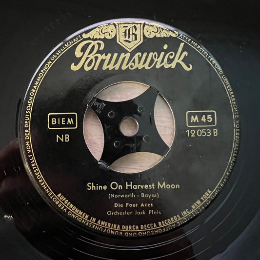Four Aces - Love Is A Many-Splendored Thing / 1. D-Press. 1955 - (VG+/neutral)