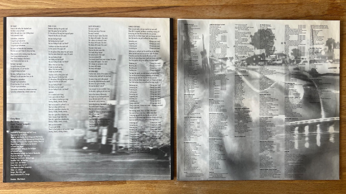 Neil Young & Crazy Horse - Sleeps With Angels / 2 LP - 1. EU-Press. 1994 - (M-/M-)