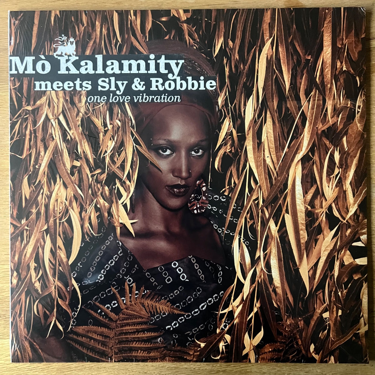 Mò Kalamity meets Sly & Robbie - One Love Vibration / 1st France Press. 2018 - (Mint & Sealed)