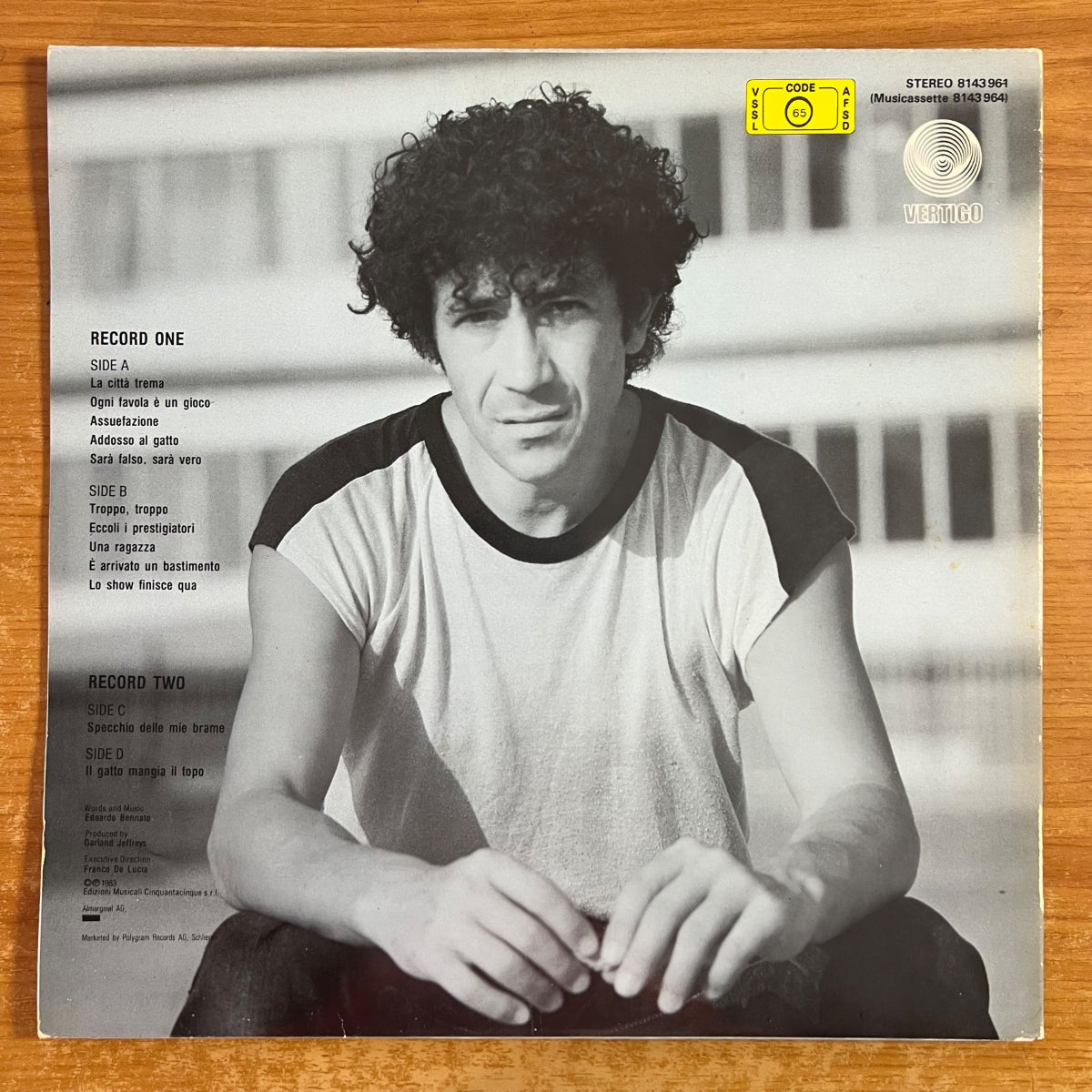 Edoardo Bennato - E Arrivato Ub Bastimento / 1. Swiss-Press. 1983 - Misprint - (M-/VG++)
