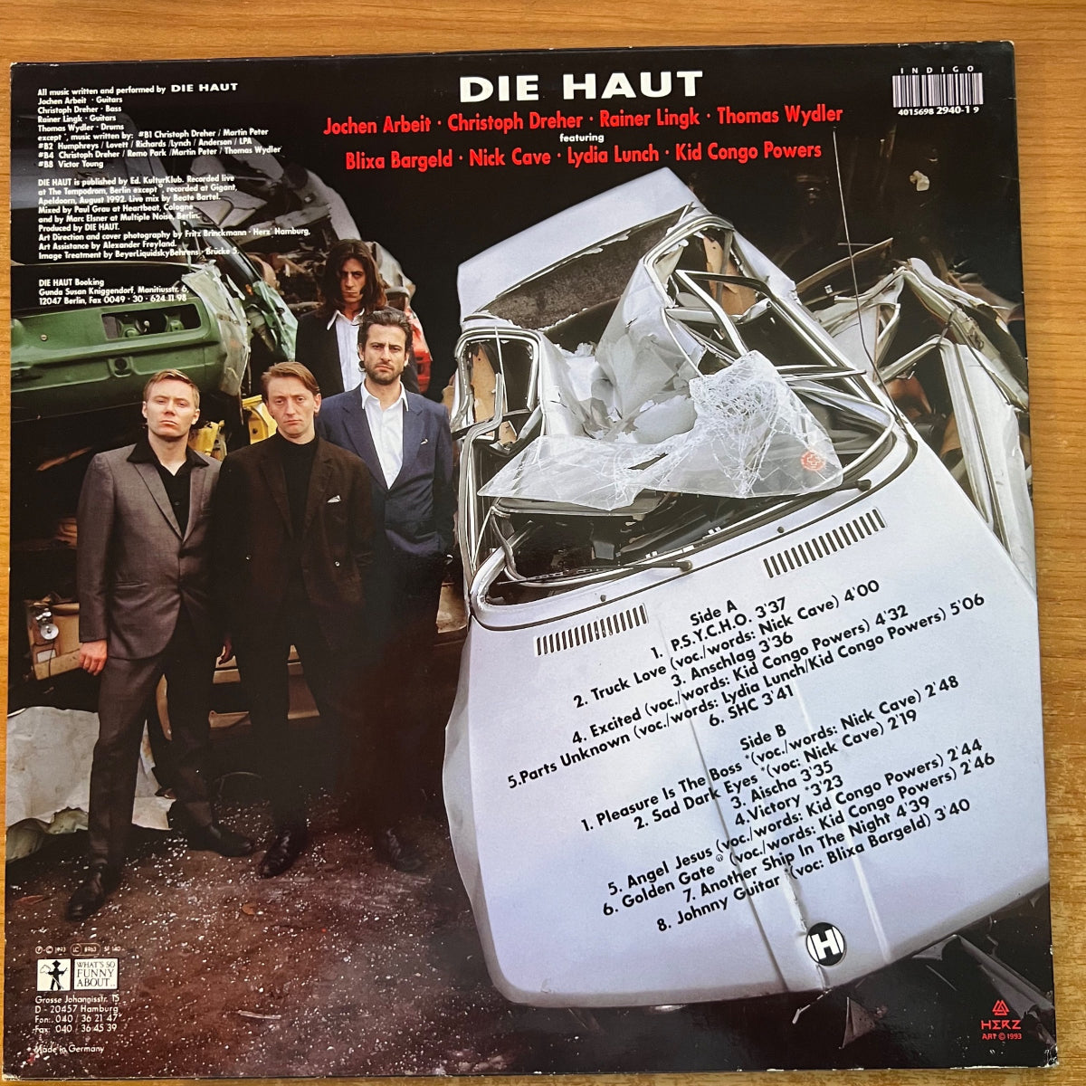 La Peau - Sweat / 1. D-Press. 1993 - (M-/VG++)