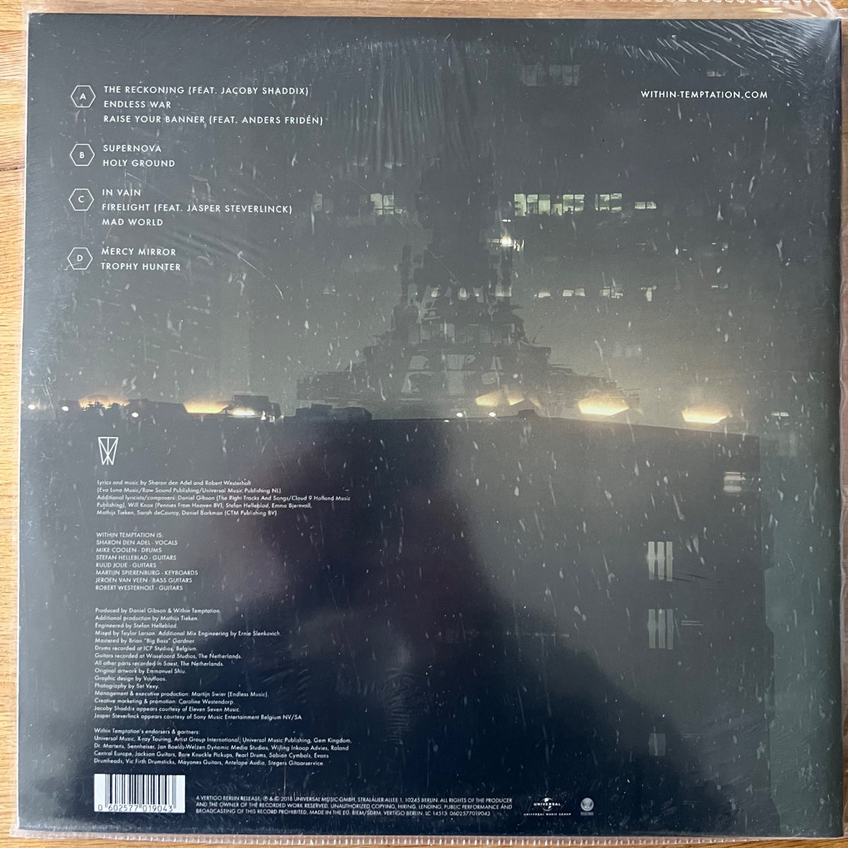 Within Temptation - Resist / 2 LP - 1. EU-Press. 2019 - 180 gr. Vinyl - 45 rpm - (Mint & Sealed)