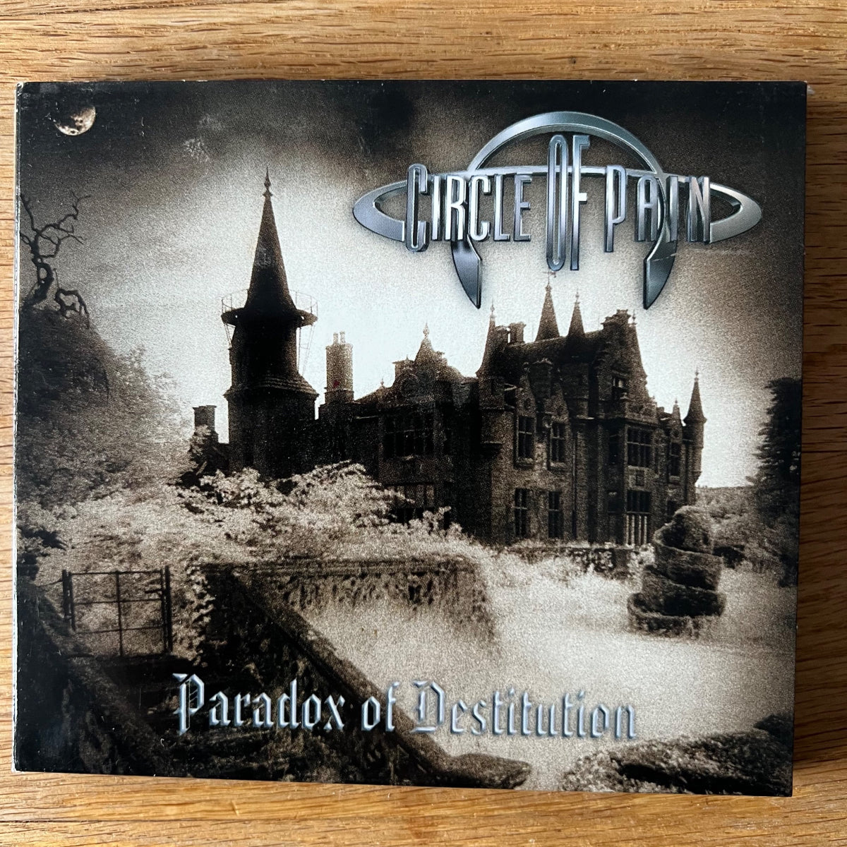 Circle Of Pain - Paradox Of Destitution / CD - 1. D-Press. 2001 - (M-/M-)