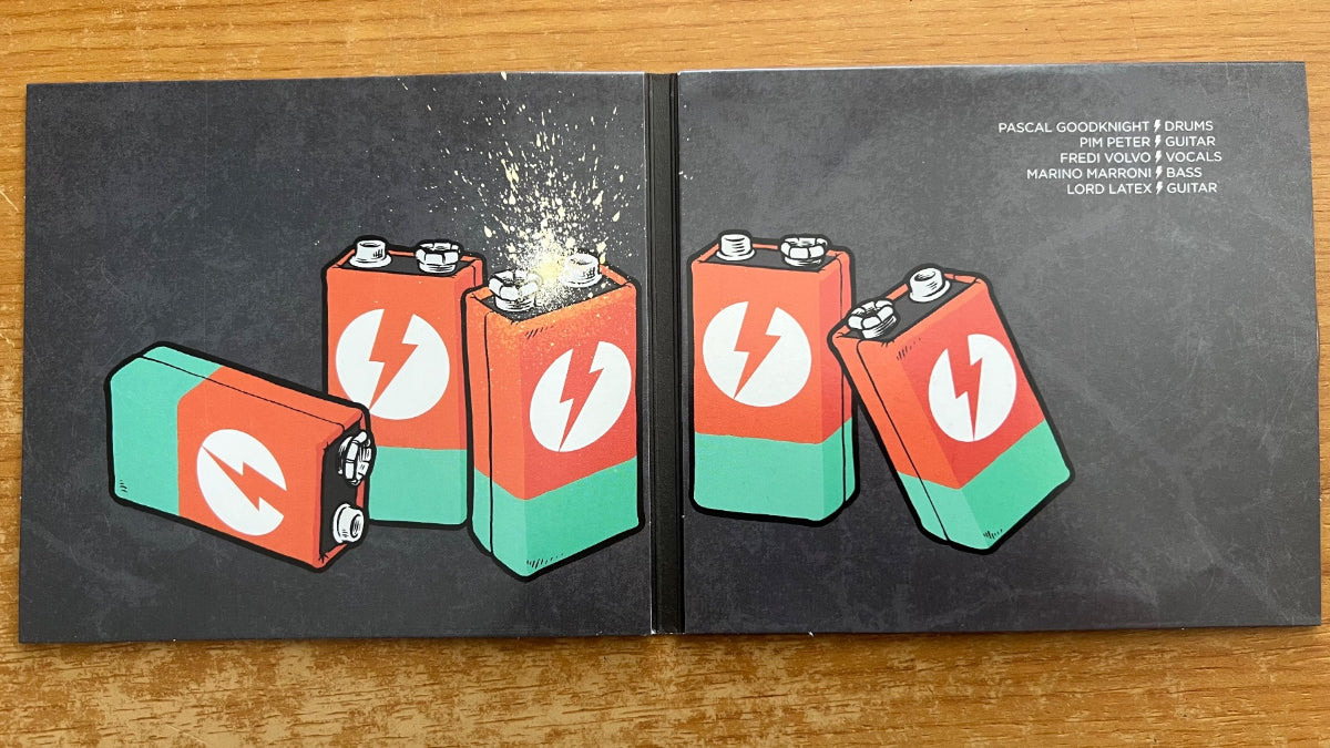 Gloria Volt - Recharged / CD - 1. Swiss-Press. 2015 - (M-/M-)