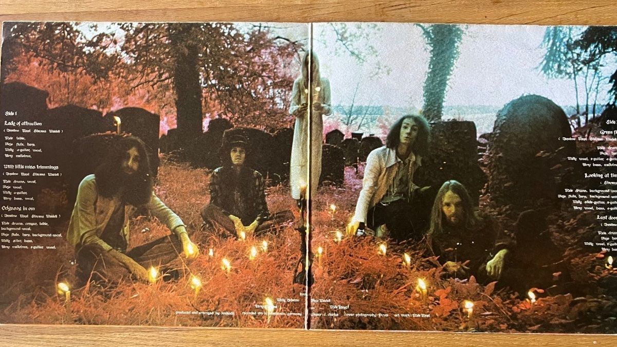 Krokodil - An Invisible World Revealed / 1. D-Press. 1971