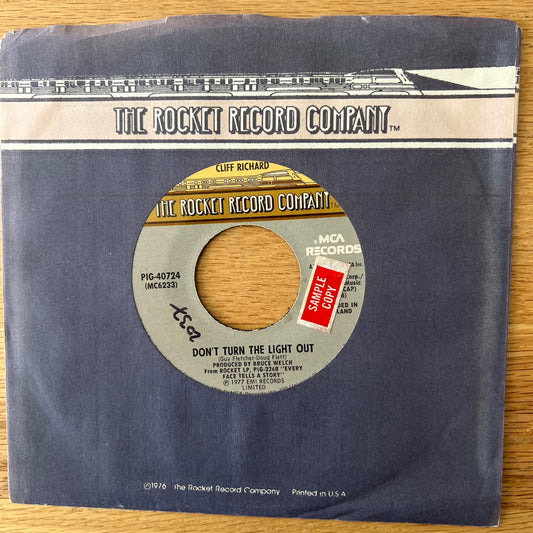 Cliff Richard - Don't Turn The Light Out / 1. US-Press. 1977 - (M-/VG++)