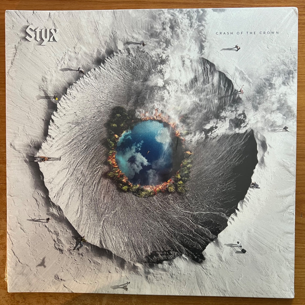 Styx - Crash Of The Crown / 1. US-Press. 2021 - (Mint & Sealed)