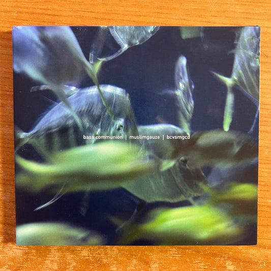 Bass Communion -Muslimgauze, bcvsmgcd / CD - 1. US-Press.  2006 - 3-Fold Cardboard Cover - (M-/M-)