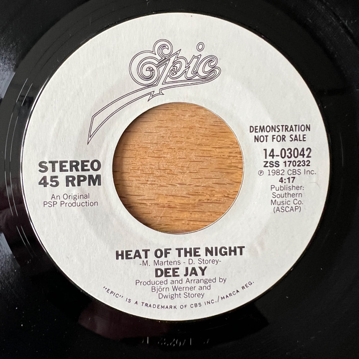 Dee Jay - Heat Of The Night / US-Promo 1982 - (VG++/Neutral)