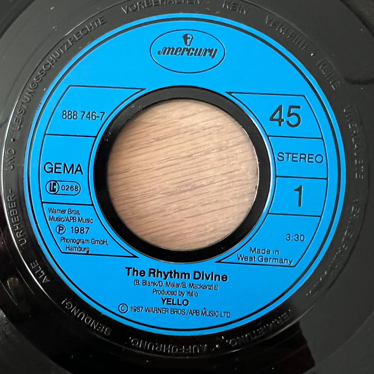 Yello & Shirley Bassey - The Rhythm Divine / 1. D-Press. 1987 - (M-/M-)